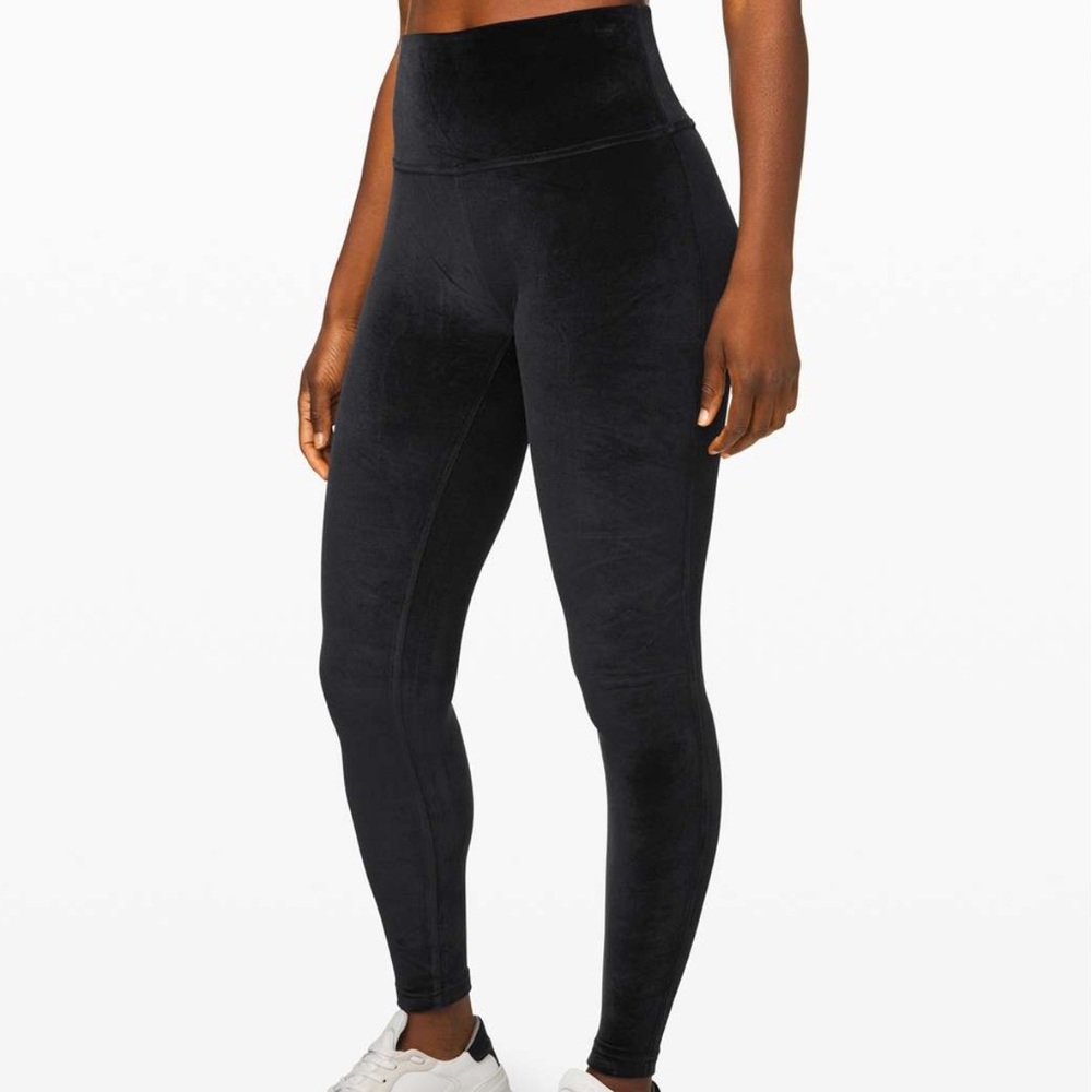 NEW LULULEMON WUNDER LOUNGE HIGH RISE VELOUR LEGGINGS BLACK SIZE 6